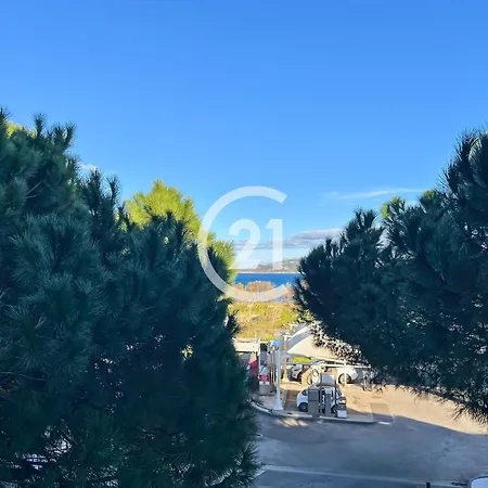 Grand Large - T3 Proche De La De Daire