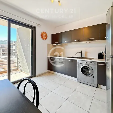Apartment Grand Large - T3 Proche De La De *