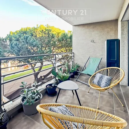 Grand Large - T3 Proche De La De Calvi (Corsica)